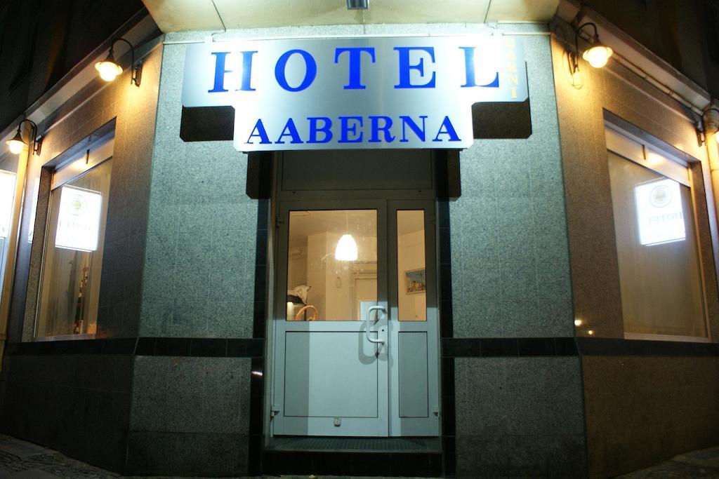 Hotel Garni Aaberna เบอร์ลิน ภายนอก รูปภาพ