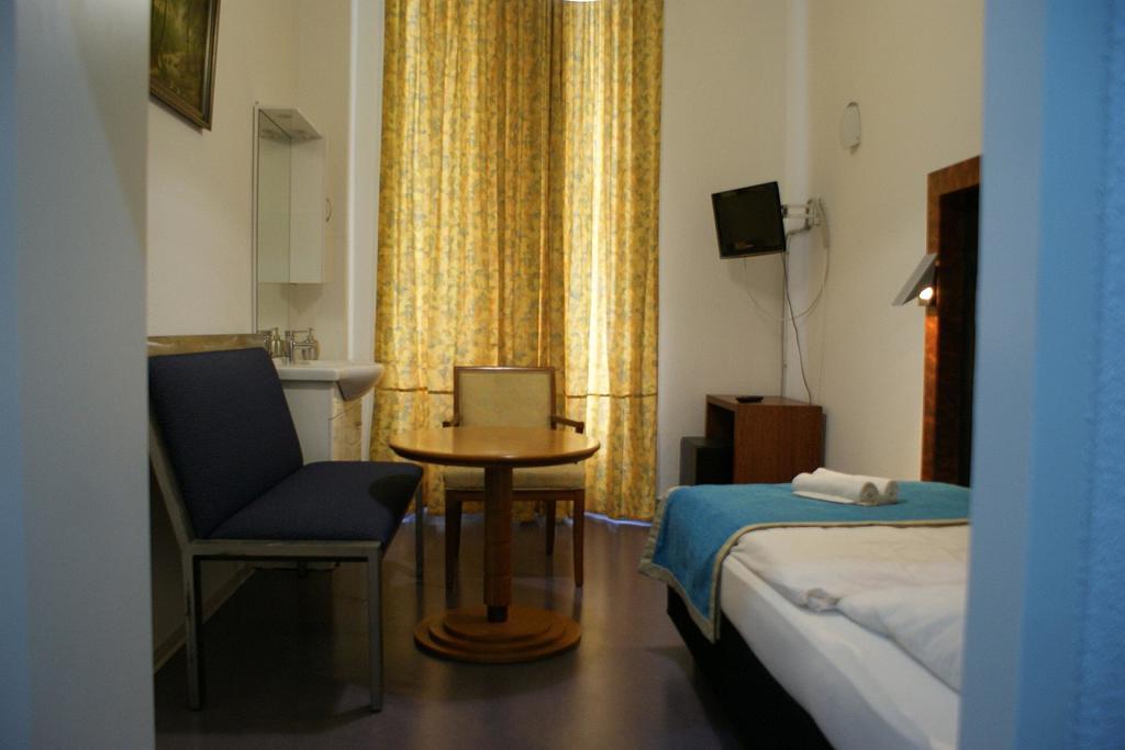 Hotel Garni Aaberna เบอร์ลิน ห้อง รูปภาพ